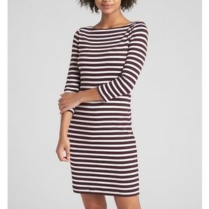 *I'm moving* Gap Boatneck Burgundy Stripe Dress